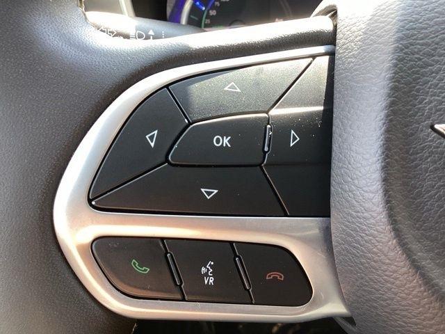 Chrysler Pacifica Hybrid  2023