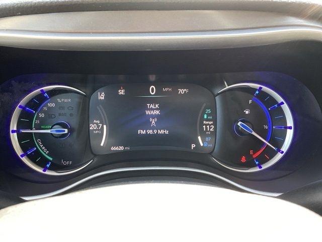 Chrysler Pacifica Hybrid  2023