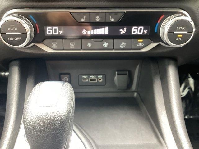 Nissan Sentra  2024