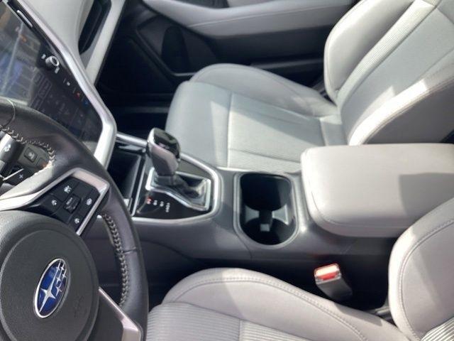 Subaru Legacy photo 21