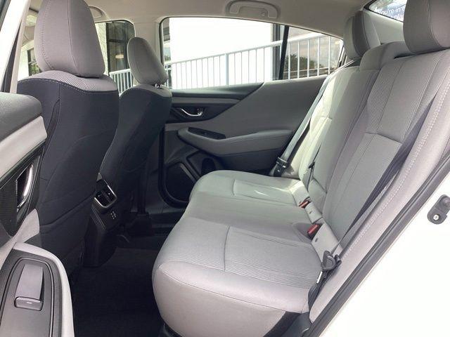 Subaru Legacy photo 22
