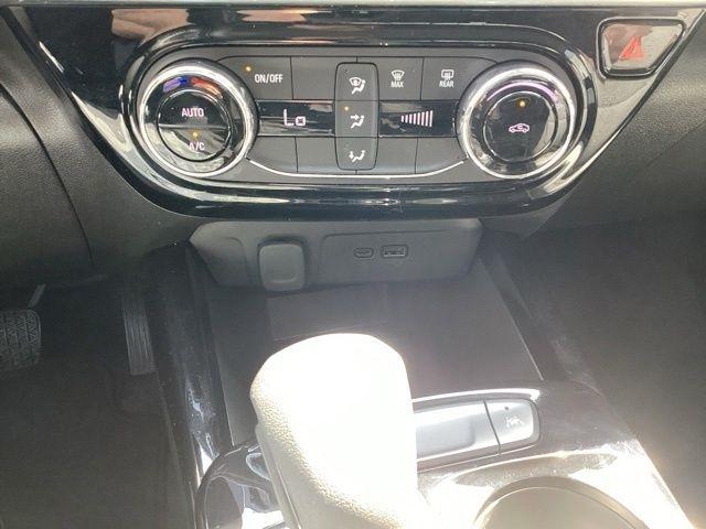 Chevrolet Trax  2025
