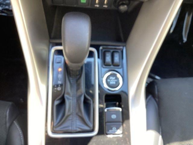 Mitsubishi Eclipse Cross  2025