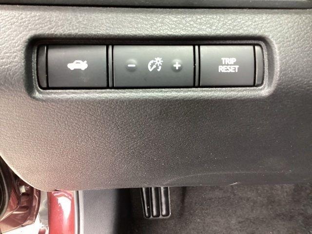 Nissan Altima  2025