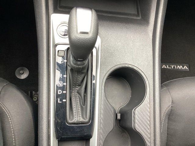 Nissan Altima  2025