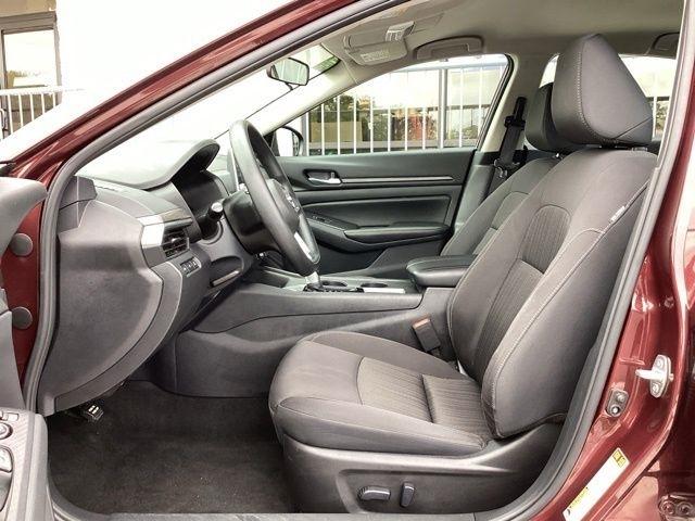 Nissan Altima  2025
