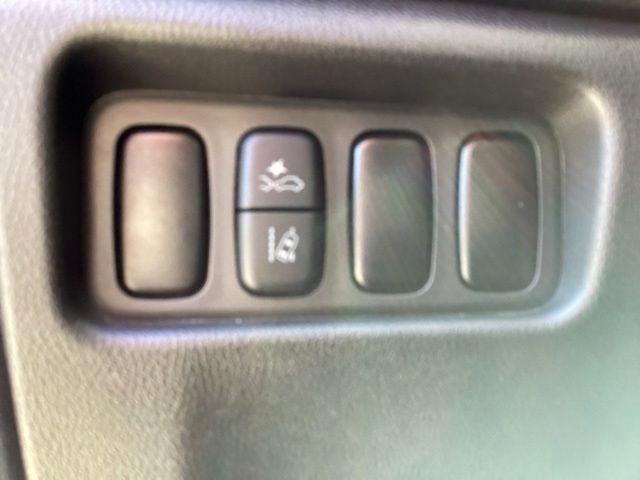 Mitsubishi Outlander Sport  2025