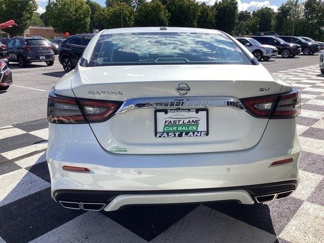 Nissan Maxima photo 8