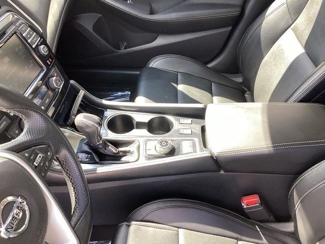 Nissan Maxima photo 23