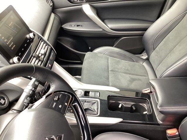 Mitsubishi Eclipse Cross  2025