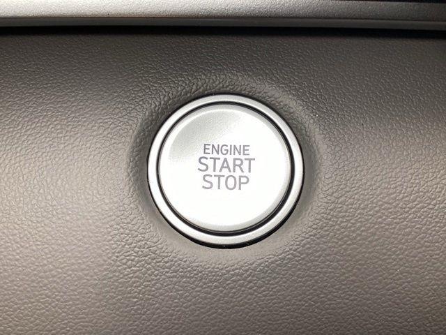 Hyundai Elantra  2026