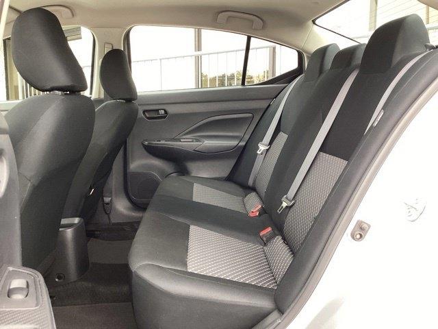 Nissan Versa  2024