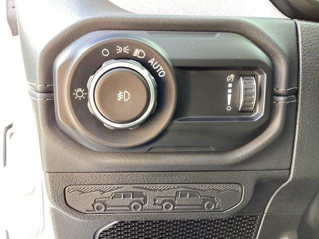 Jeep Wrangler  2025