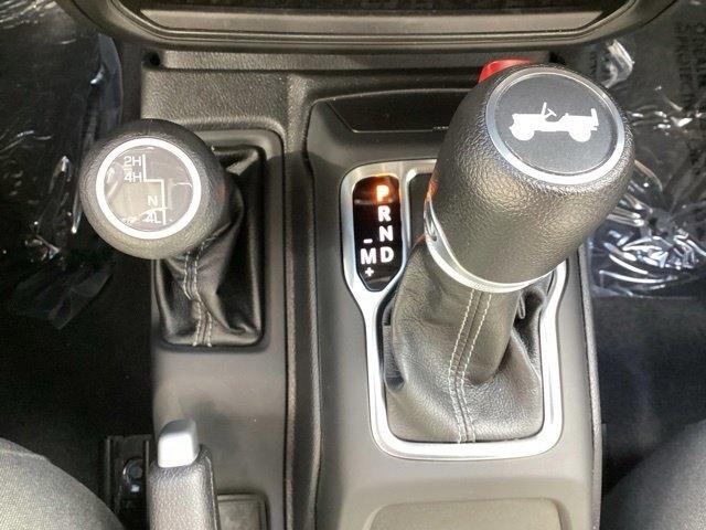 Jeep Wrangler  2025