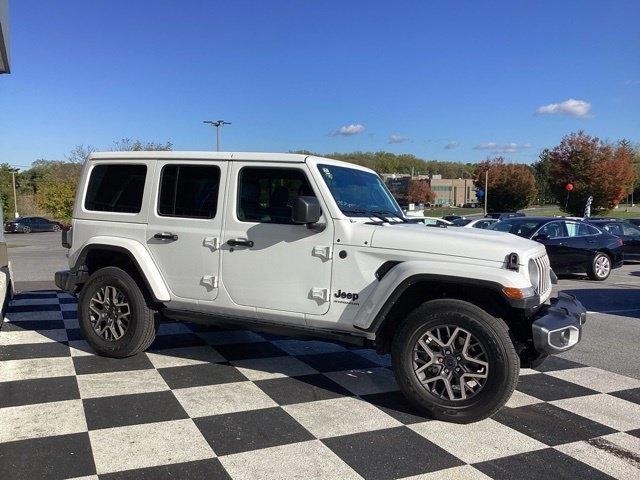 Jeep Wrangler  2025