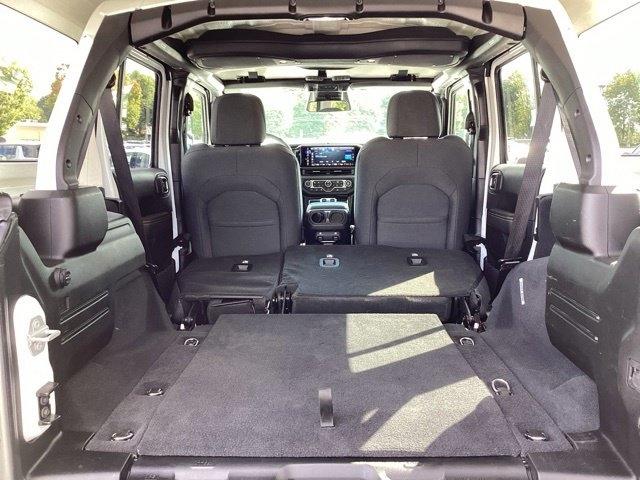 Jeep Wrangler  2025
