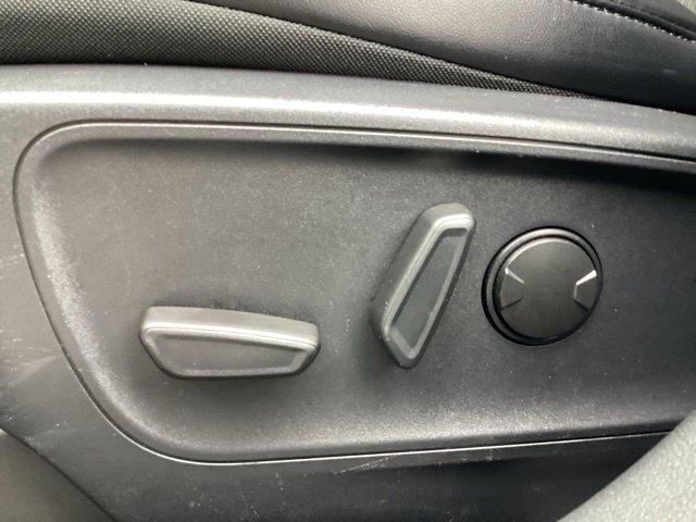 Ford Escape photo 13