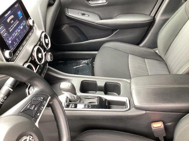 Nissan Sentra photo 24