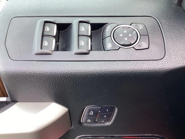 Ford F-150 photo 13