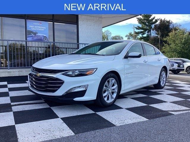 Chevrolet Malibu photo 2