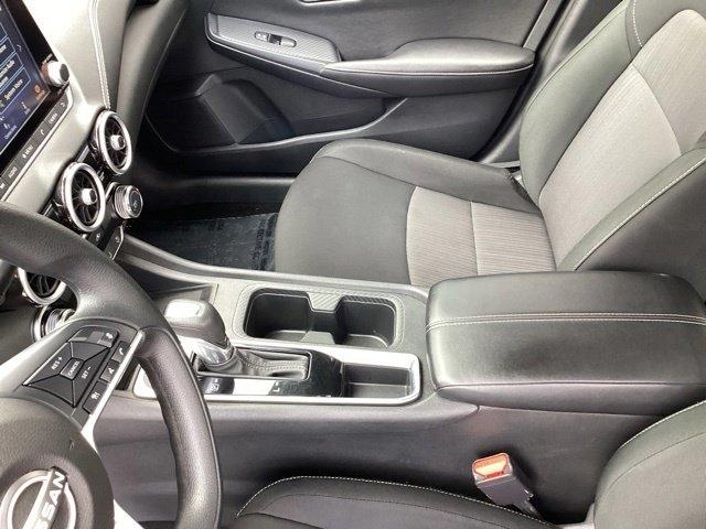 Nissan Sentra photo 25