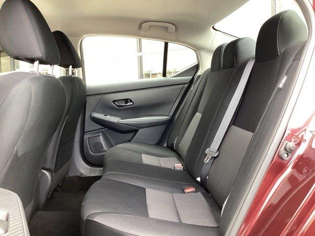 Nissan Sentra photo 26