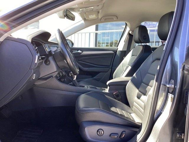 Volkswagen Jetta  2024