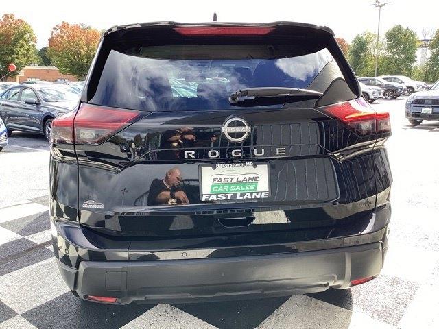 Nissan Rogue  2025