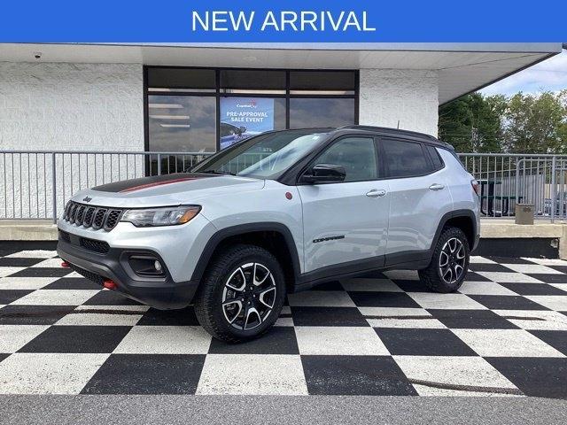 Jeep Compass photo 2