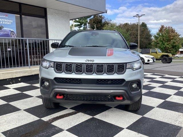 Jeep Compass photo 3