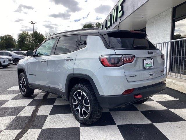 Jeep Compass photo 8