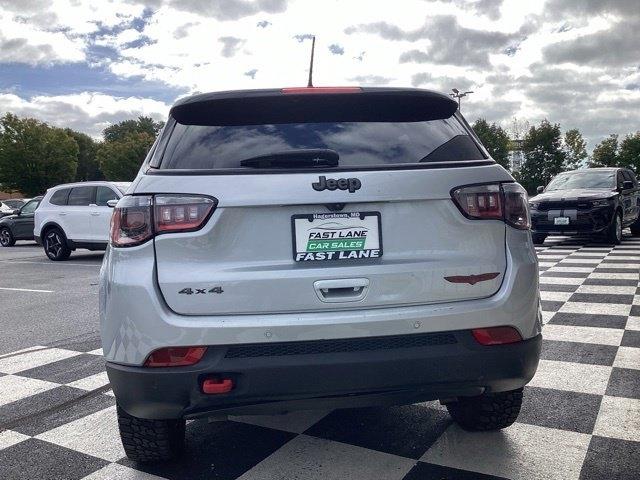 Jeep Compass photo 9