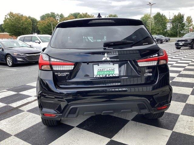 Mitsubishi Outlander Sport photo 8