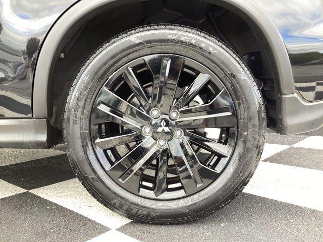 Mitsubishi Outlander Sport photo 11