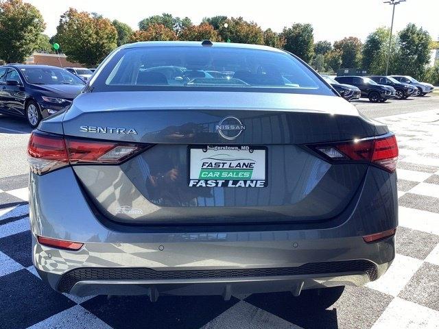 Nissan Sentra  2025