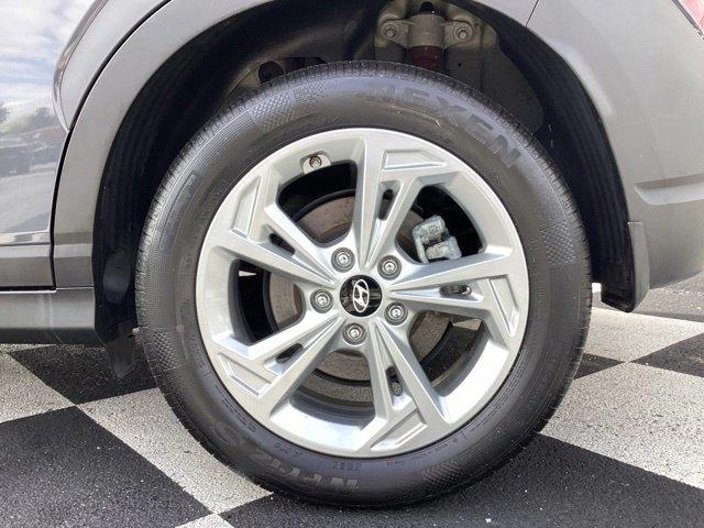 Hyundai Kona photo 12