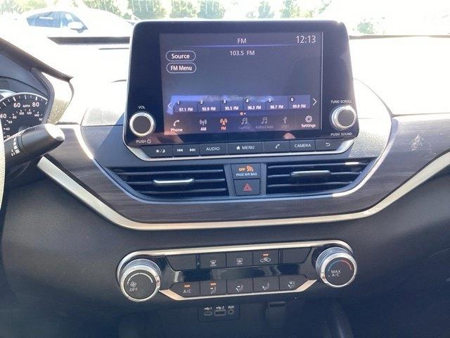 Nissan Altima  2025