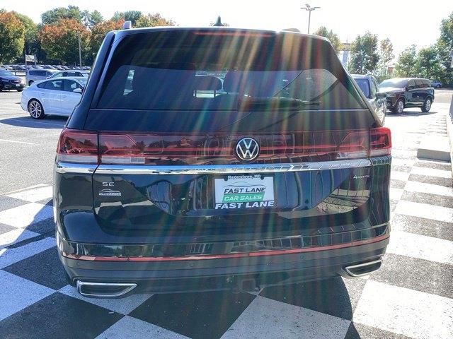 Volkswagen Atlas photo 9