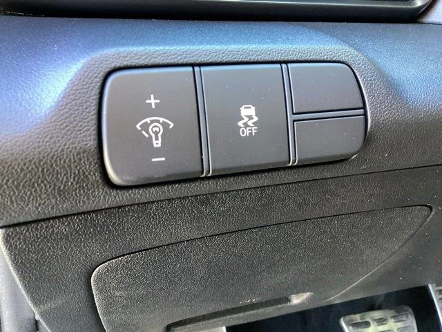 Hyundai Elantra photo 14