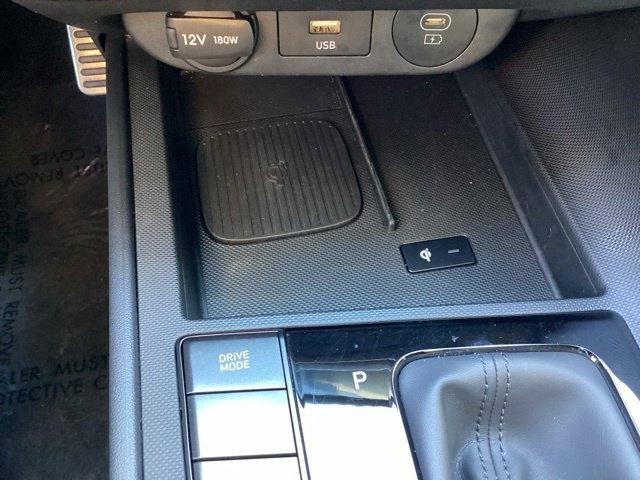 Hyundai Elantra photo 24