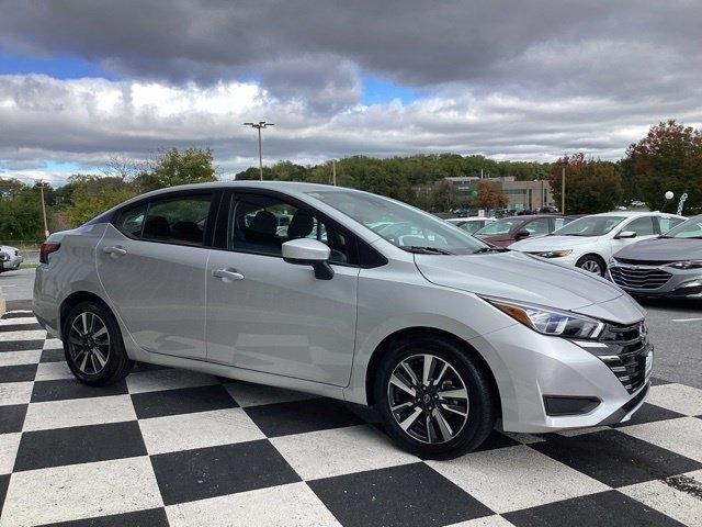 Nissan Versa  2024