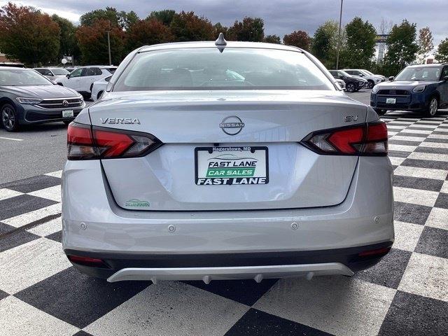 Nissan Versa  2024