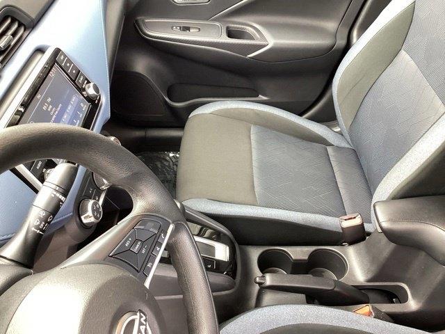 Nissan Versa  2024