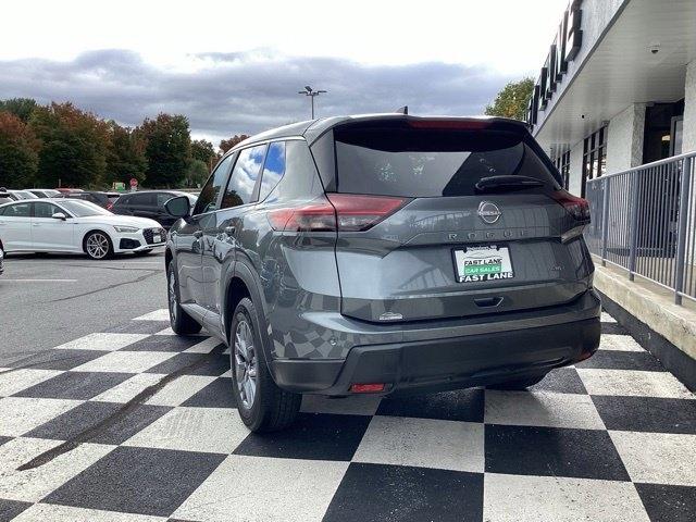 Nissan Rogue  2024