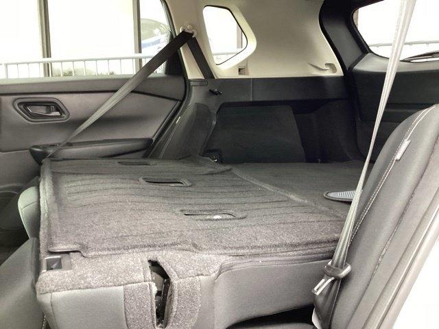 Nissan Rogue  2024