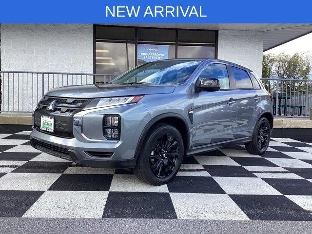 Mitsubishi Outlander Sport  2025