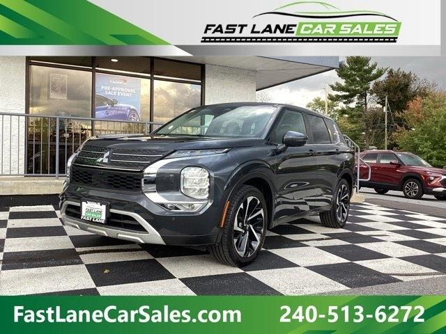 2024 Mitsubishi Outlander SE