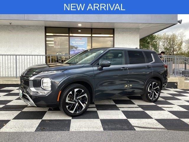 Mitsubishi Outlander  2024