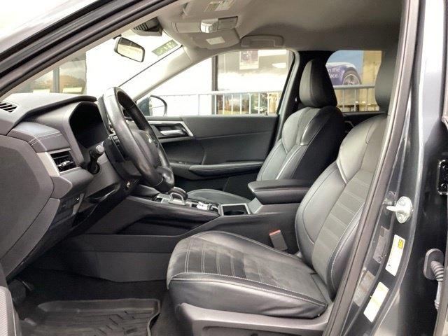 Mitsubishi Outlander  2024