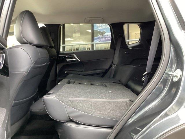 Mitsubishi Outlander  2024